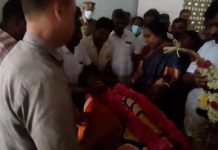 பா.ஜ.க நிர்வாகி நரேஷ் உடலுக்கு அஞ்சலி செலுத்திய வானதி சீனிவாசன் எம்.எல்.ஏ.,