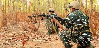 நக்சலைட்டுகள் 8 பேர் சுட்டுக்கொலை; சத்தீஸ்கரில் பாதுகாப்பு படையினர் அதிரடி