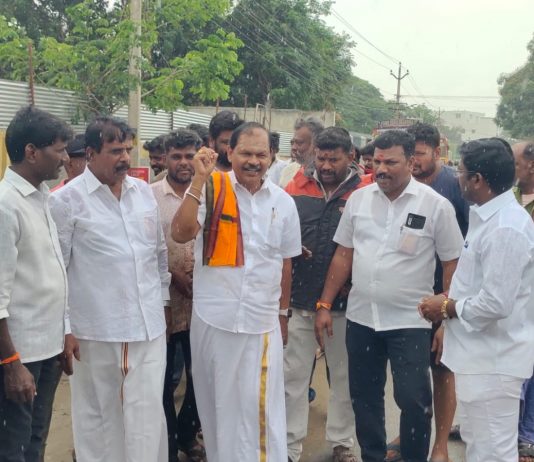 இந்துக்கள் மயானத்தில் அமைக்கப்படும் மாநகராட்சி குப்பை கிடங்கு.. பொதுமக்கள் போராட்டம் தீவிரம் !!!